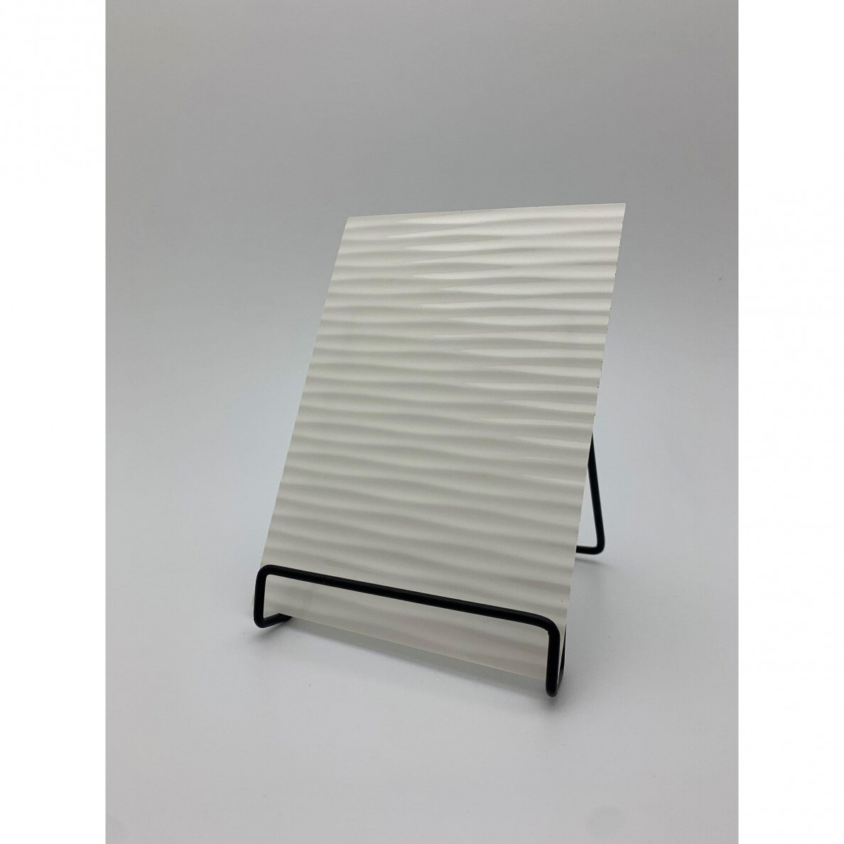 AC MOTION TWO White AC MOTION TWO White