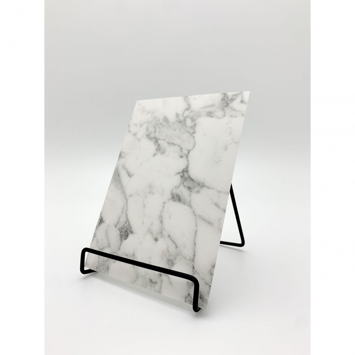DM MARBLE White Antigrav DM MARBLE White Antigrav