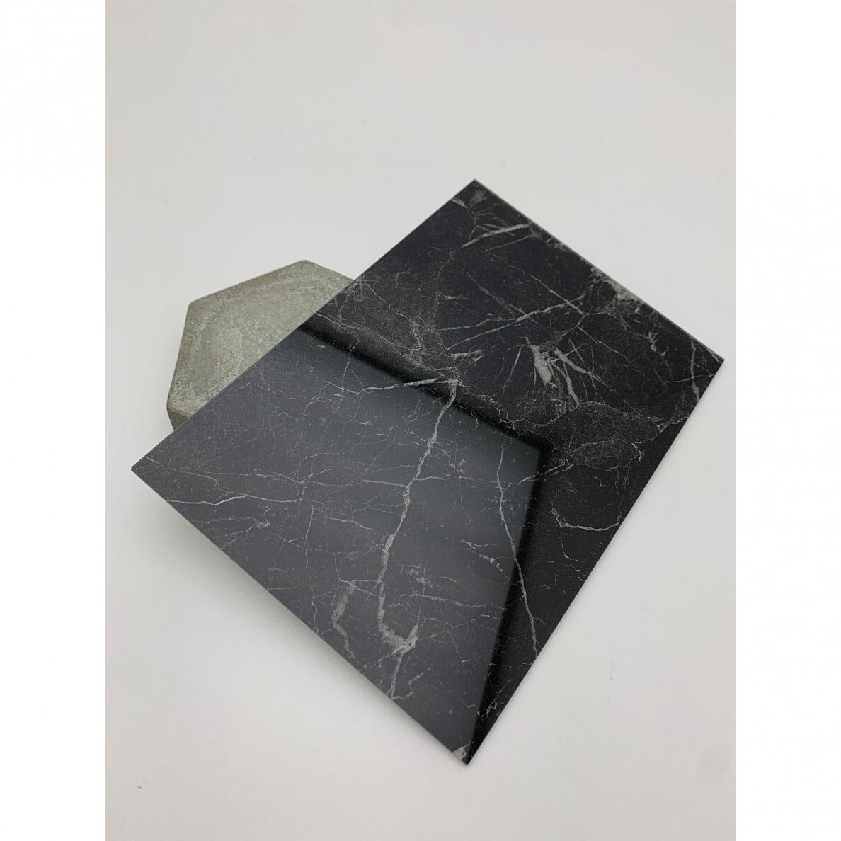 SG MARBLE Black AR+ 1 SG MARBLE Black AR+ 1